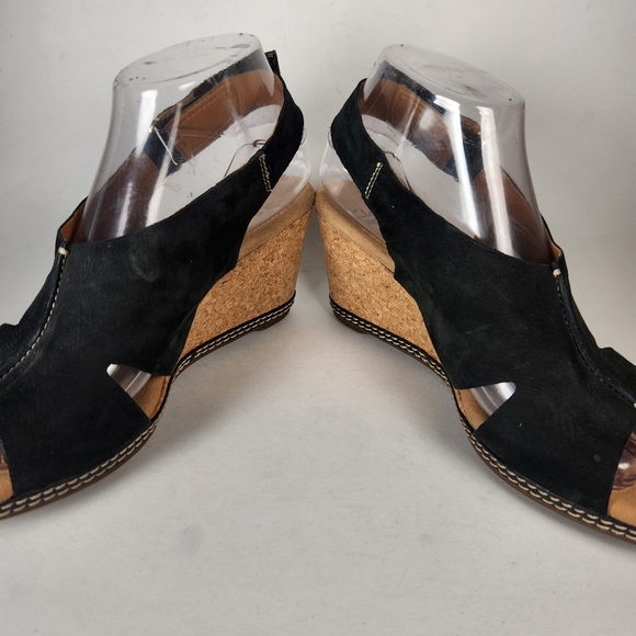CLARKS Women’s Sandals Size 9 Black Wedge Cork Open Toe Shoes Cushion Soft - Picture 4 of 10